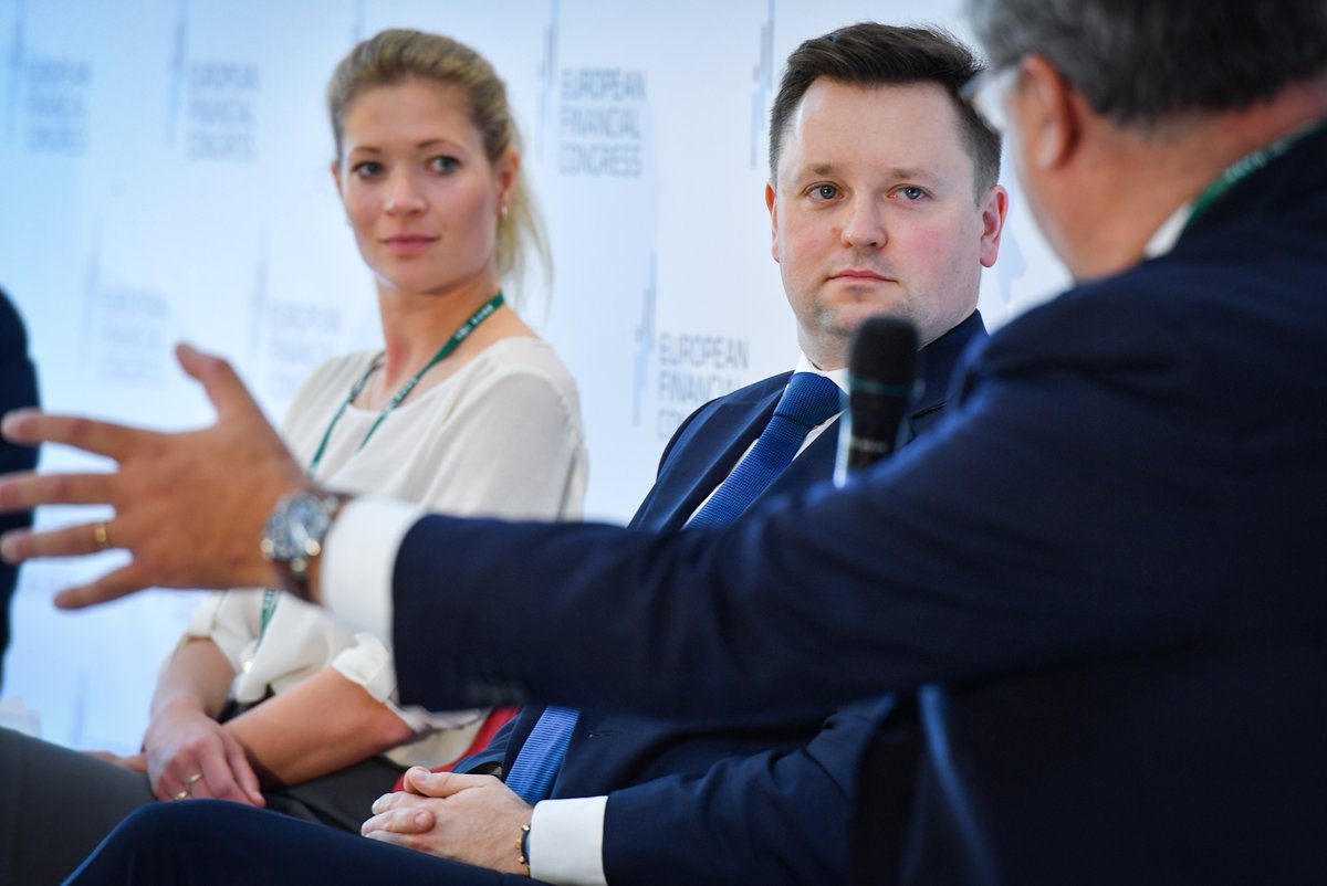 Media z wpisu Urząd KNF