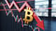 Kurs bitcoina nadal spada. Kiedy koniec spadków?