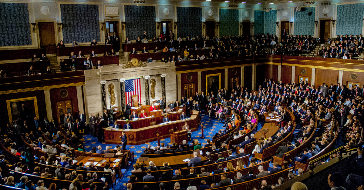 Senatorowie w USA zaproponowali ustawę o obniżeniu podatku od transakcji kryptowalutowych